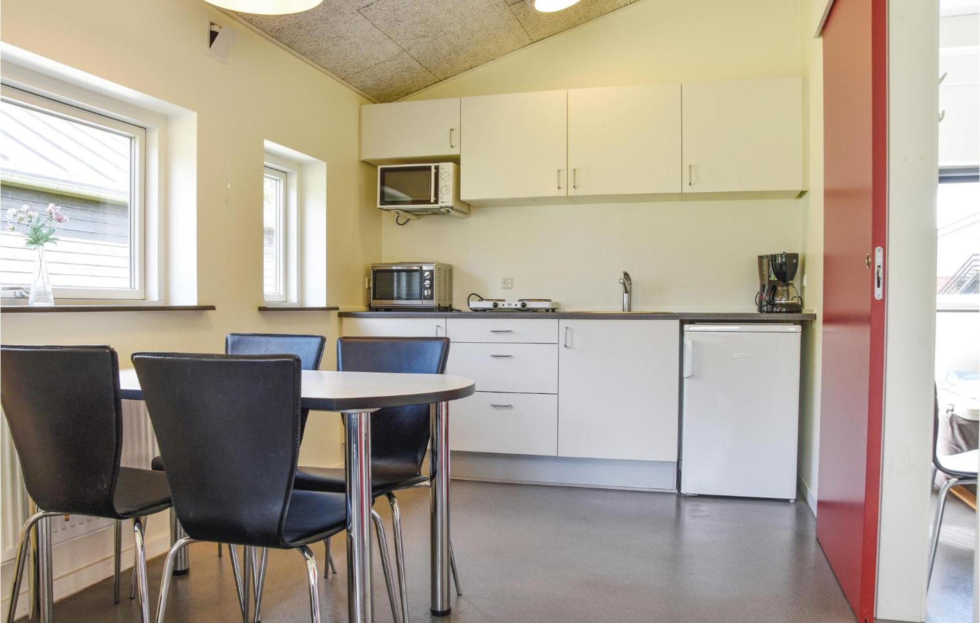 Pet Friendly Home In Spjald With Wifi Exterior photo